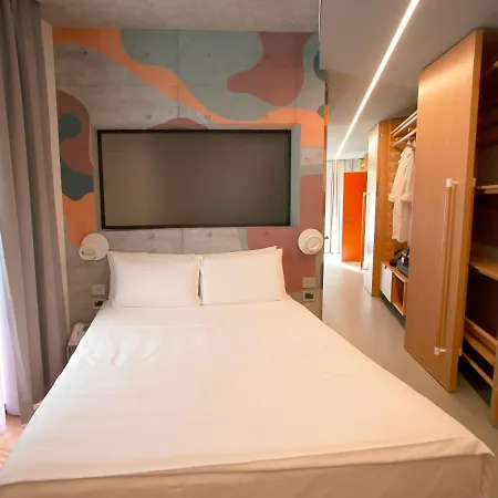 Demo Design Emotion 4* Rimini