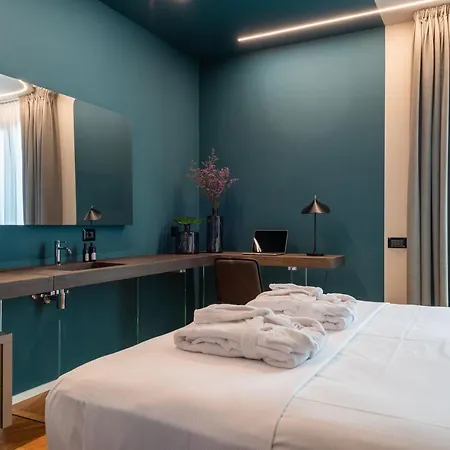 Demo Design Emotion 4* Rimini