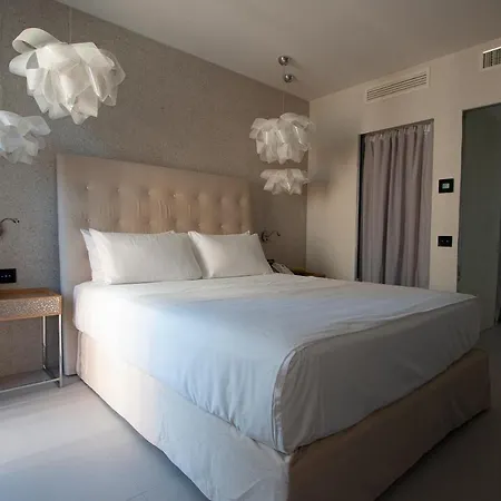 Demo Design Emotion ريميني