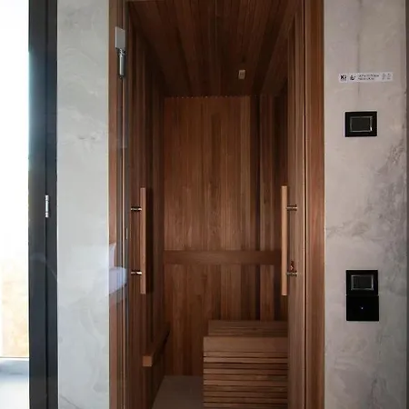 Demo Design Emotion 4* Rimini