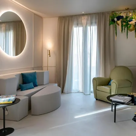 Demo Design Emotion Hotel 4*