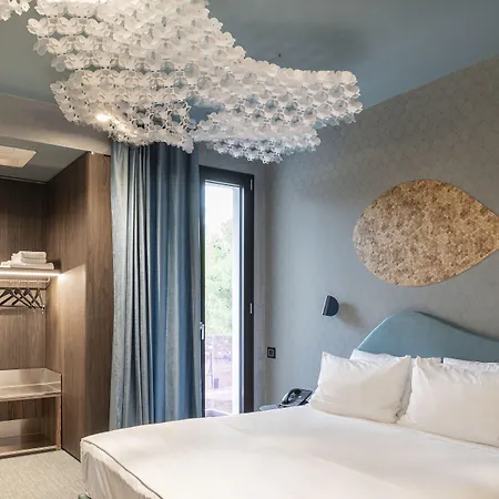 Demo Design Emotion 4*