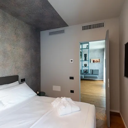 Demo Design Emotion 4*