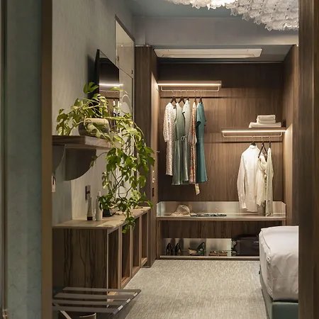 Demo Design Emotion Отель Римини