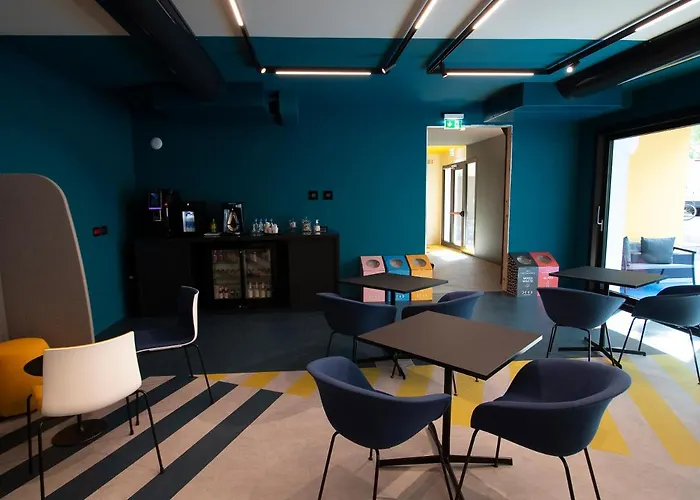 Otel Demo Design Emotion 4*